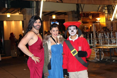 Imágenes de los disfraces de la Nochevieja de 2017 en Pamplona