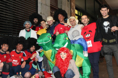 Imágenes de los disfraces de la Nochevieja de 2017 en Pamplona