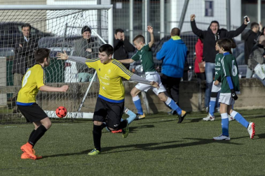 Imágenes de los cuartos de final del XXVI Torneo Interescolar - 3 de enero
