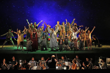 El Teatro de la Maestranza de Sevilla y el Teatro Arriaga de Bilbao han sido los escenarios de la programación infantil navideña de la OCN de este año.