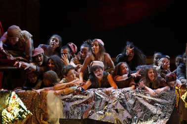 El Teatro de la Maestranza de Sevilla y el Teatro Arriaga de Bilbao han sido los escenarios de la programación infantil navideña de la OCN de este año.