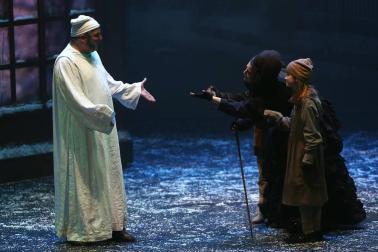El Teatro de la Maestranza de Sevilla y el Teatro Arriaga de Bilbao han sido los escenarios de la programación infantil navideña de la OCN de este año.