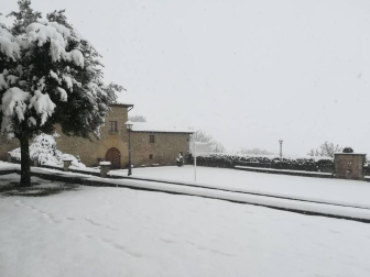 Imágenes enviadas por los lectores de Diario de Navarra de las luvias y las nieves del 6 de enero de 2018.