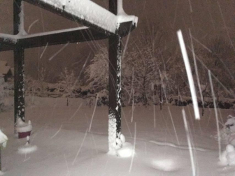 Imágenes enviadas por los lectores de Diario de Navarra de las luvias y las nieves del 6 de enero de 2018.