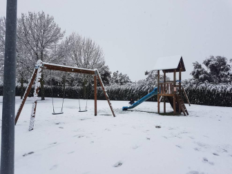 Imágenes enviadas por los lectores de Diario de Navarra de las luvias y las nieves del 6 de enero de 2018.
