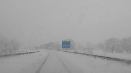 Imágenes enviadas por los lectores de Diario de Navarra de las luvias y las nieves del 6 de enero de 2018.