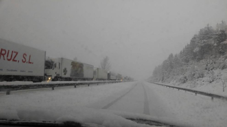 Imágenes enviadas por los lectores de Diario de Navarra de las luvias y las nieves del 6 de enero de 2018.
