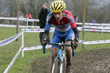 La localidad guipuzcoana de Legazpi ha acogido la gran cita del calendario nacional de ciclocross.