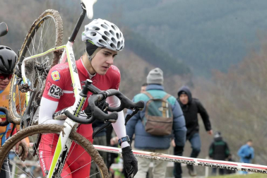 La localidad guipuzcoana de Legazpi ha acogido la gran cita del calendario nacional de ciclocross.