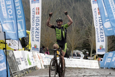 La localidad guipuzcoana de Legazpi ha acogido la gran cita del calendario nacional de ciclocross.