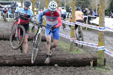La localidad guipuzcoana de Legazpi ha acogido la gran cita del calendario nacional de ciclocross.