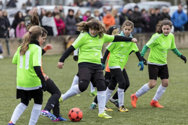 Partidos y vencedores de las finales mixta y femenina disputadas el domingo 14 de enero de 2018 en las instalaciones de Tajonar.