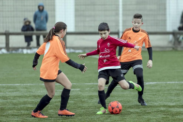 Partidos y vencedores de las finales mixta y femenina disputadas el domingo 14 de enero de 2018 en las instalaciones de Tajonar.