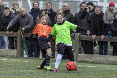 Partidos y vencedores de las finales mixta y femenina disputadas el domingo 14 de enero de 2018 en las instalaciones de Tajonar.