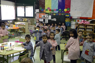 Escolares del colegio Juan Bautista Irurzun