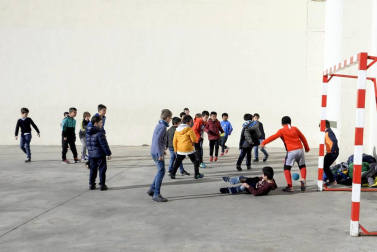 Escolares del colegio Juan Bautista Irurzun