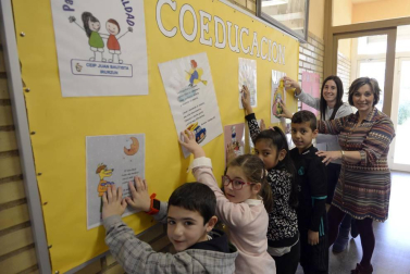 Escolares del colegio Juan Bautista Irurzun