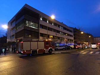 Tres trasladados al CHN por un incendio en la clínica Padre Menni de Pamplona