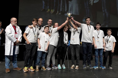 Imágenes de la final de la First Lego League celebrada en Navarra.