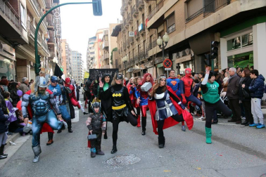 Colorido por las calles de la capital ribera durante los Carnavales celebrados el domingo 11 de febrero.