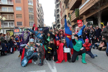 Colorido por las calles de la capital ribera durante los Carnavales celebrados el domingo 11 de febrero.