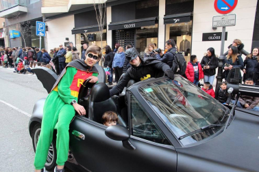 Colorido por las calles de la capital ribera durante los Carnavales celebrados el domingo 11 de febrero.