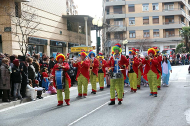 Colorido por las calles de la capital ribera durante los Carnavales celebrados el domingo 11 de febrero.