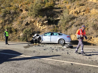 Dos conductores han resultado heridos en una colisión frontal en el kilómetro 1 de la NA-127 entre Liédena y Sangüesa, en el término de Liédena.
