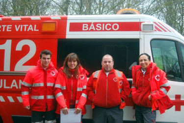El Servicio de Deportes de la Universidad de Navarra organizó la segunda edición de la Carrera Niños Contra el Cáncer, denominada 'La Carrera de los Valientes', en la que tomaron parte en torno a los 800 participantes de los cuales la cuarta parte eran menores de 14 años. El objetivo de la carrera fue recaudar fondos para los tratamientos oncológicos de niños sin recursos en la Clínica Universidad de Navarra y dar a conocer el trabajo de la asociación 'Niños contra el Cáncer' entre la comunidad universitaria y la población general.