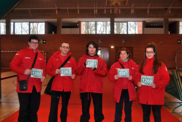 El Servicio de Deportes de la Universidad de Navarra organizó la segunda edición de la Carrera Niños Contra el Cáncer, denominada 'La Carrera de los Valientes', en la que tomaron parte en torno a los 800 participantes de los cuales la cuarta parte eran menores de 14 años. El objetivo de la carrera fue recaudar fondos para los tratamientos oncológicos de niños sin recursos en la Clínica Universidad de Navarra y dar a conocer el trabajo de la asociación 'Niños contra el Cáncer' entre la comunidad universitaria y la población general.
