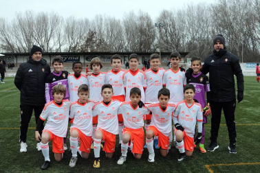 El C.D. San Adrián organizó el pasado fin de semana el primer Torneo Nacional Villa de San Adrián de fútbol, dirigido a las categorías 2006 y 2008. Además del equipo local también participaron otros clubes como el Athletic de Bilbao, Logroño, Osasuna, San Marcial, Izarra, Casco Viejo, Gazte Berriak, La Riera, Mutilvera o Inter Vista Alegre, que dejaron una buena jornada de fútbol en el campo Municipal.