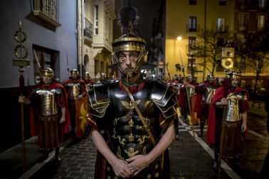 Ocho rostros en una familia de 4.000