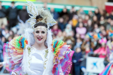 Colorido y ritmo en los Carnavales de Villafranca
