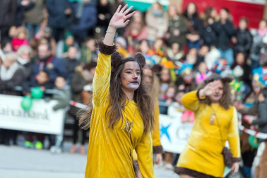Colorido y ritmo en los Carnavales de Villafranca