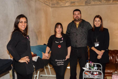 Durante tres días  Baluarte se convirtió en el epicentro de la moda en Navarra gracias a la propuesta de Pasarela 948. Entre las diferentes actividades programadas destacaron  diez desfiles, en los que se combinaron colecciones de marcas locales con diseñadores consagrados del panorama nacional. También hubo espacio para formación y expositores.