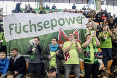 Imágenes del público que ha asistido al partido entre Helvetia Anaitasuna y Fuchse Berlín de Copa EHF.
