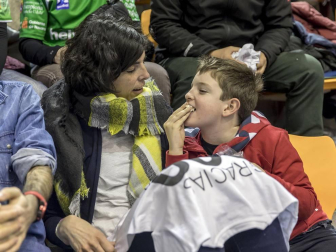 Imágenes del público que ha asistido al partido entre Helvetia Anaitasuna y Fuchse Berlín de Copa EHF.