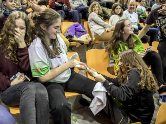 Imágenes del público que ha asistido al partido entre Helvetia Anaitasuna y Fuchse Berlín de Copa EHF.
