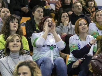 Imágenes del público que ha asistido al partido entre Helvetia Anaitasuna y Fuchse Berlín de Copa EHF.