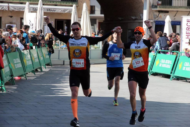 Imágenes de la 'IX Media Maratón Estela Navascués y 10 km Ciudad de Tudela'