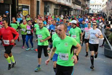 Imágenes de la 'IX Media Maratón Estela Navascués y 10 km Ciudad de Tudela'
