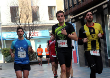 Imágenes de la 'IX Media Maratón Estela Navascués y 10 km Ciudad de Tudela'