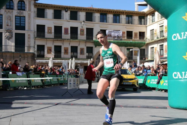 Imágenes de la 'IX Media Maratón Estela Navascués y 10 km Ciudad de Tudela'