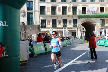 Imágenes de la 'IX Media Maratón Estela Navascués y 10 km Ciudad de Tudela'