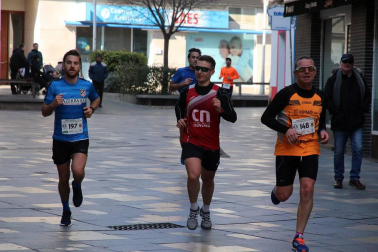 Imágenes de la 'IX Media Maratón Estela Navascués y 10 km Ciudad de Tudela'