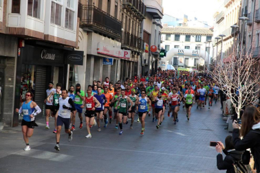 Imágenes de la 'IX Media Maratón Estela Navascués y 10 km Ciudad de Tudela'