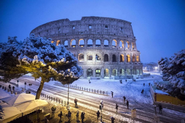 Tras un fin de semana lluvioso, los pronósticos se cumplieron y la ola de frío ha llegado a Italia.
