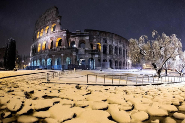 Tras un fin de semana lluvioso, los pronósticos se cumplieron y la ola de frío ha llegado a Italia.