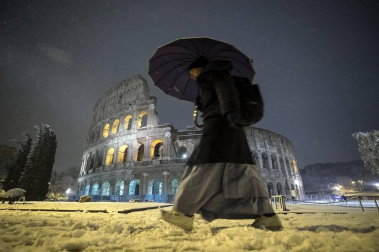 Tras un fin de semana lluvioso, los pronósticos se cumplieron y la ola de frío ha llegado a Italia.