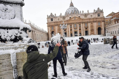Tras un fin de semana lluvioso, los pronósticos se cumplieron y la ola de frío ha llegado a Italia.